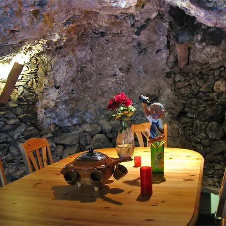 Viva Mora - Estate With Idyllic Mountain Landscapes *