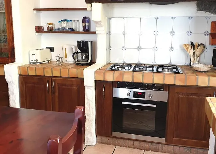 Viva Mora - Estate With Idyllic Mountain Landscapes